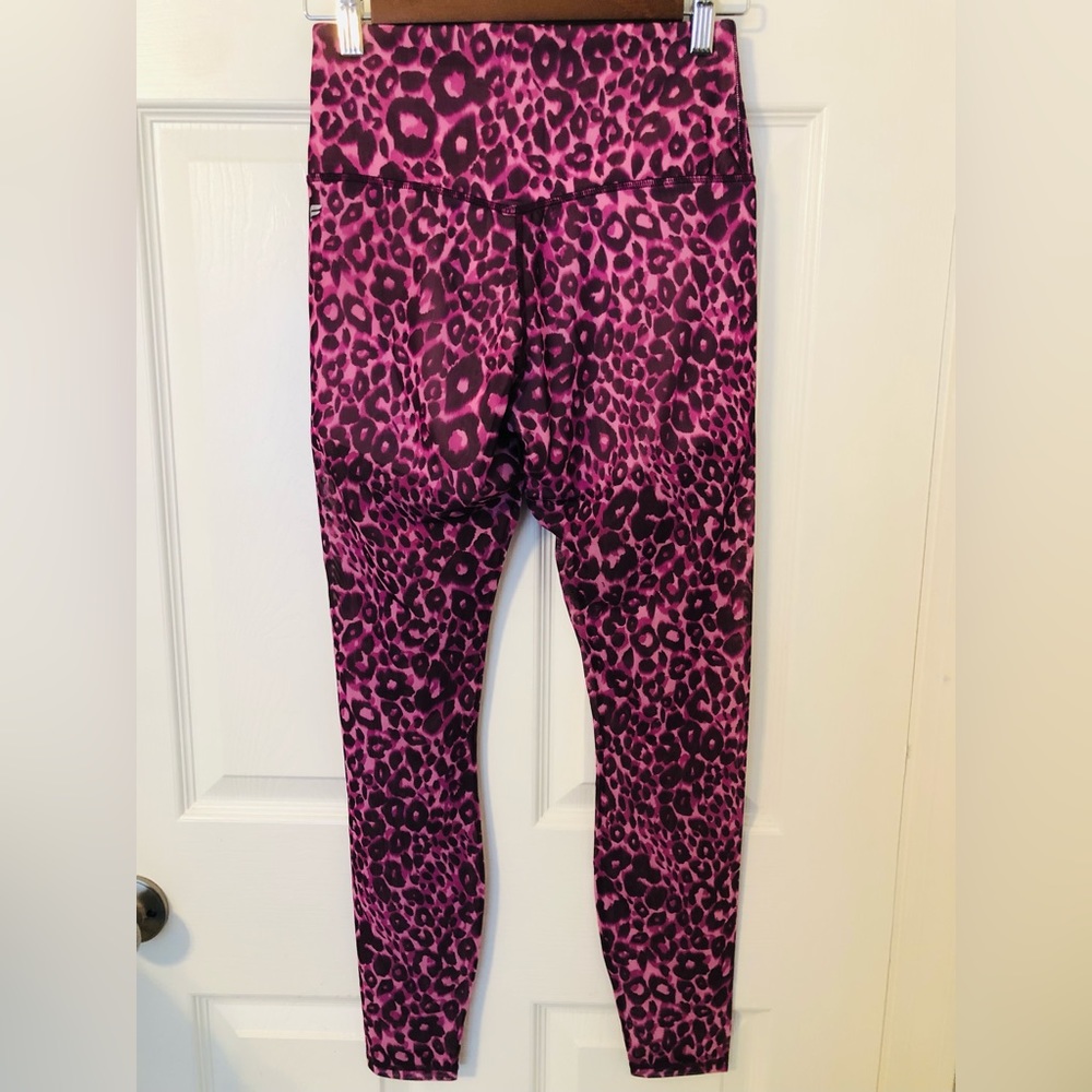 Fabletics high waisted mesh power form legging (XS/2-4) - Picture 6 of 8
